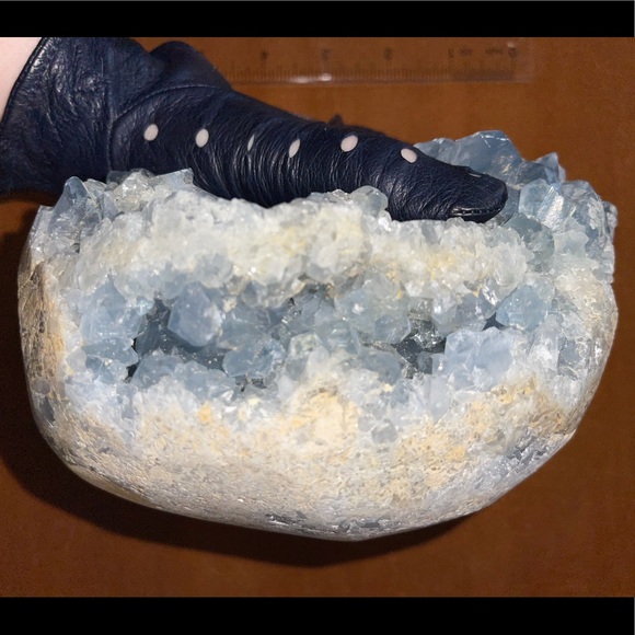 XL Celestite Egg - Picture 13 of 15